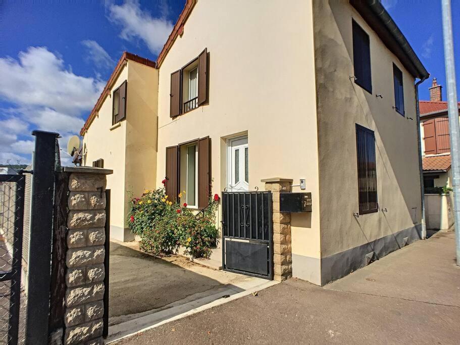 Villa L'Hirondelle Du Faubourg à Bar-sur-Aube Extérieur photo