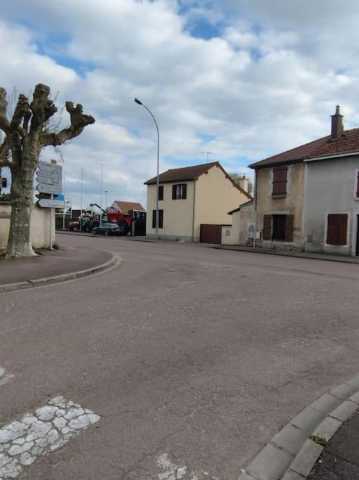 Villa L'Hirondelle Du Faubourg à Bar-sur-Aube Extérieur photo