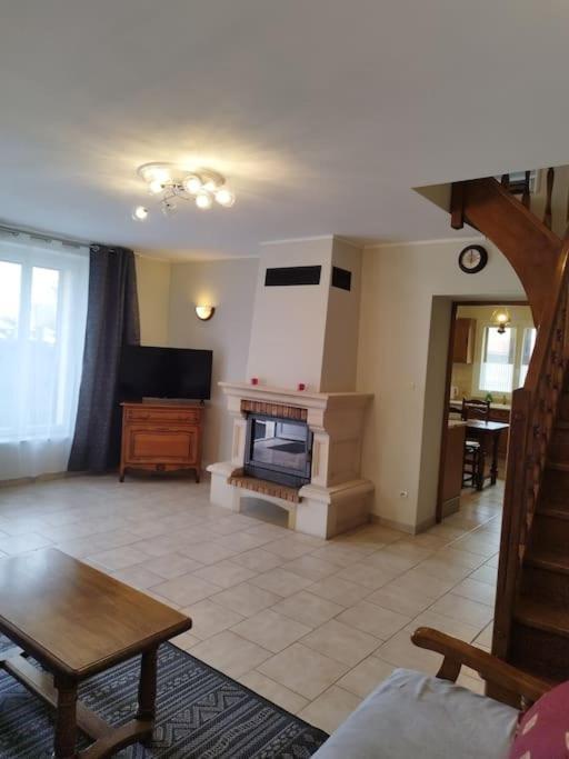 Villa L'Hirondelle Du Faubourg à Bar-sur-Aube Extérieur photo